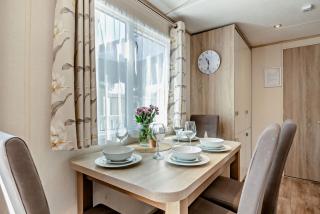 Forest Tide Stylish 3 Bedroom Family Lodge near Ferndown & New Forest - 1