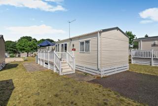 Forest Tide Stylish 3 Bedroom Family Lodge near Ferndown & New Forest - 8