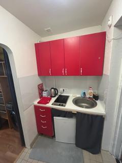 Cozy Riga Studio with Fireplace and Free Parking - 9