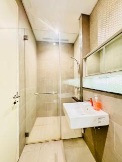 Glowing Star Home At Lucentia Residence - 4