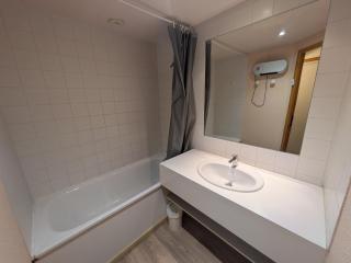 Charmant studio divisible avec balcon et accès pistes, cœur station - FR-1-181-2804 - 1