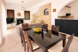 Villa Palm 1 - 4