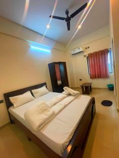GR Comforts Boarding and Lodging - 1