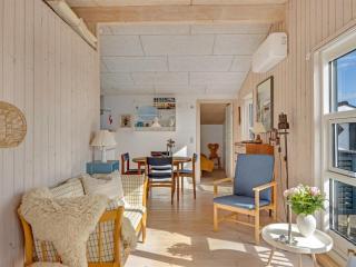 Holiday Home Skarthi - 200m from the sea by Interhome - 2