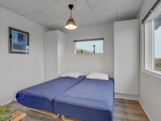 Holiday Home Eicke - 20m from the sea by Interhome - 9