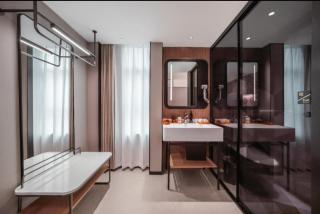 Baiman Hotel Zhanjiang Dingsheng Plaza High-Speed Rail North Station Branch - 1