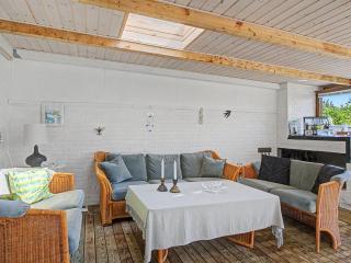 Holiday Home Rosalie - 150m from the sea by Interhome - 2