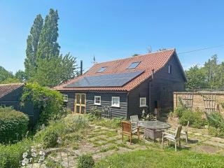 Munns Farm Barn - 9