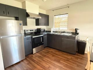 14 Mi to Beaches - Sleeps 4 - Near St Pete & Sarasota - Palmetto Vacation Home - 8
