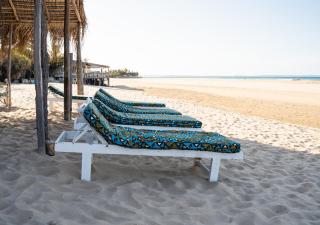 Neptune's Lodge and Beach Bar - 5