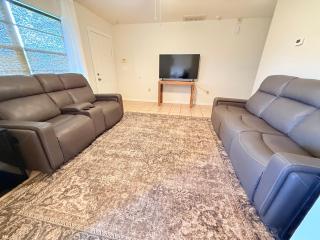 14 Mi to Beaches - Sleeps 4 - Near St Pete & Sarasota - Palmetto Vacation Home - 9