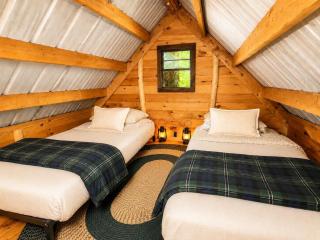Off-Grid Treehouse White Mountain National Forest - 6