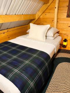 Off-Grid Treehouse White Mountain National Forest - 1