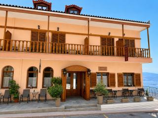 Acropole Delphi City Hotel - 2