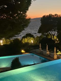 INFINITUM BOUTIQUE Residence - 4