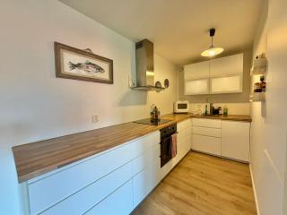 1BR Central Apt with Sunny Balcony - 1