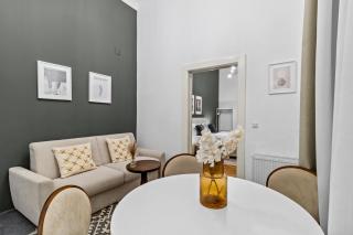 Cozy 1-BR Apartment - Central - 5min to Metro U3 and Stadtpark - 5