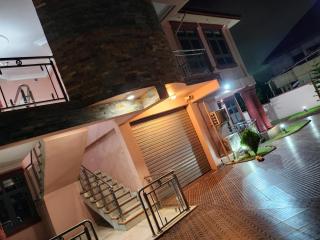 Modern 2 Bedroom Apartment in Gated Compound Willjeth Family Guesthouse in Santasi Apampatia Kumasi - 7