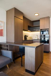 Chic 2BR2BA Haven in the Heart of Las Condes Oasis - 3