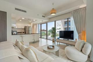 Luxury Sunlit 1BR in Saadiyat Park View - 0