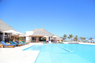 Cana Rock Infinity Pool & Beach Club - 3