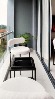Luxury 1BR Westlands, Rooftop Pool & Gym - 2