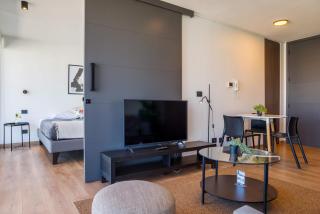 Chic 2BR Apt in Las Condes with Pool & Views - 6