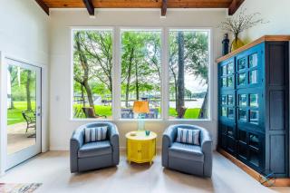 Cedar Creek Lake House wParty Deck & Vast View! - 5
