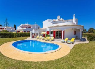 Villa Fragrancia Unico 4 Bedroom Villa Perfect For Families Pool - 0