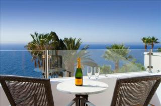 Stunning Seaview Villa Casa Tosco 5 Bedroom Villa Pool Table - 6