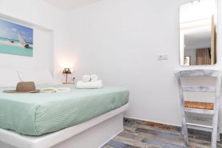 Luxury Naxos Suites Superior Apartment With Balcony Steps Away From - 9