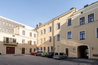 Central Square Studio with Free Parking - 1
