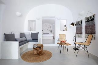 Deluxe 1 Bedroom Cave Villa Outdoor Hot Tub Santorini - 3