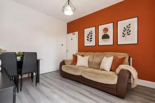 Coventry Contractor Hub - 4-Bedroom House with Free Parking-CV5 - 6