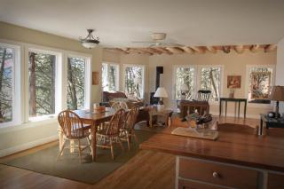 Hawks View's Osprey Lodge - 4
