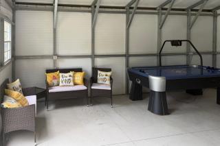 1 Mi to Lake Arbutus: Pet-Friendly Home w/ Games - 8