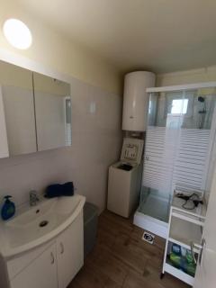 Kalóz Apartman - 8