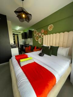 Stylish Studio 5 mins to CBD - 0