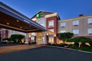 Holiday Inn Express Hotel & Suites Youngstown North-Warren/Niles by IHG - 0