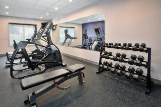 Holiday Inn Express Hotel & Suites Youngstown North-Warren/Niles by IHG - 2