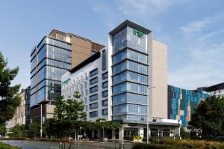 Holiday Inn & Suites Sunshine Coast by IHG - 0