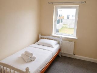 Spacious 3BR House wiz Free Parking WiFi - 6