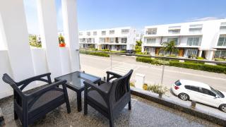 2BR Penthouse with Roof Terrace - 2