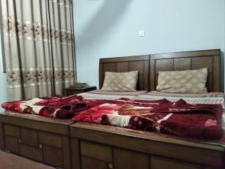 Royal hotel jaglot gilgit - 1