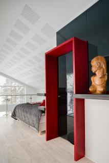 Luxury Lakefront Residence by Hilla Villas - 7