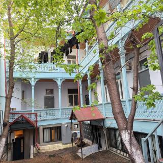 Sefora's cozy apartment in old Tbilisi - 3