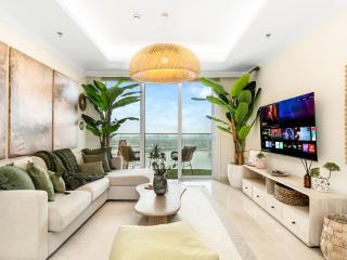 Palm and Marina Views in NEW Palace Beach Residence - 6
