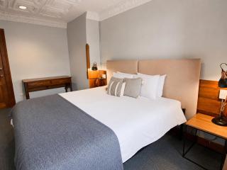 Cavi Rooms 204 - 6