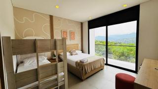 Casa con Jacuzzi, Piscina y Vista a la Naturaleza - 3