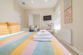 Luxury Boutique Suites Near City Centre - 5